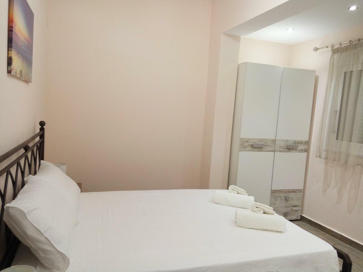 Helios & Elia Family Apartment 里亚帕德斯 外观 照片